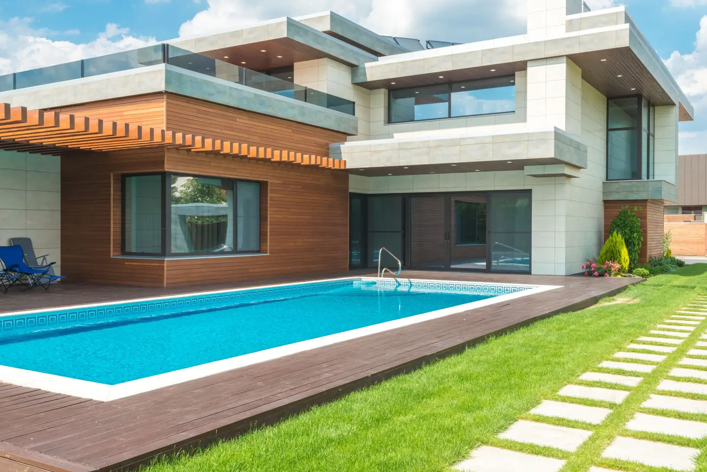 Swimming pool built in West Tamworth, NSW